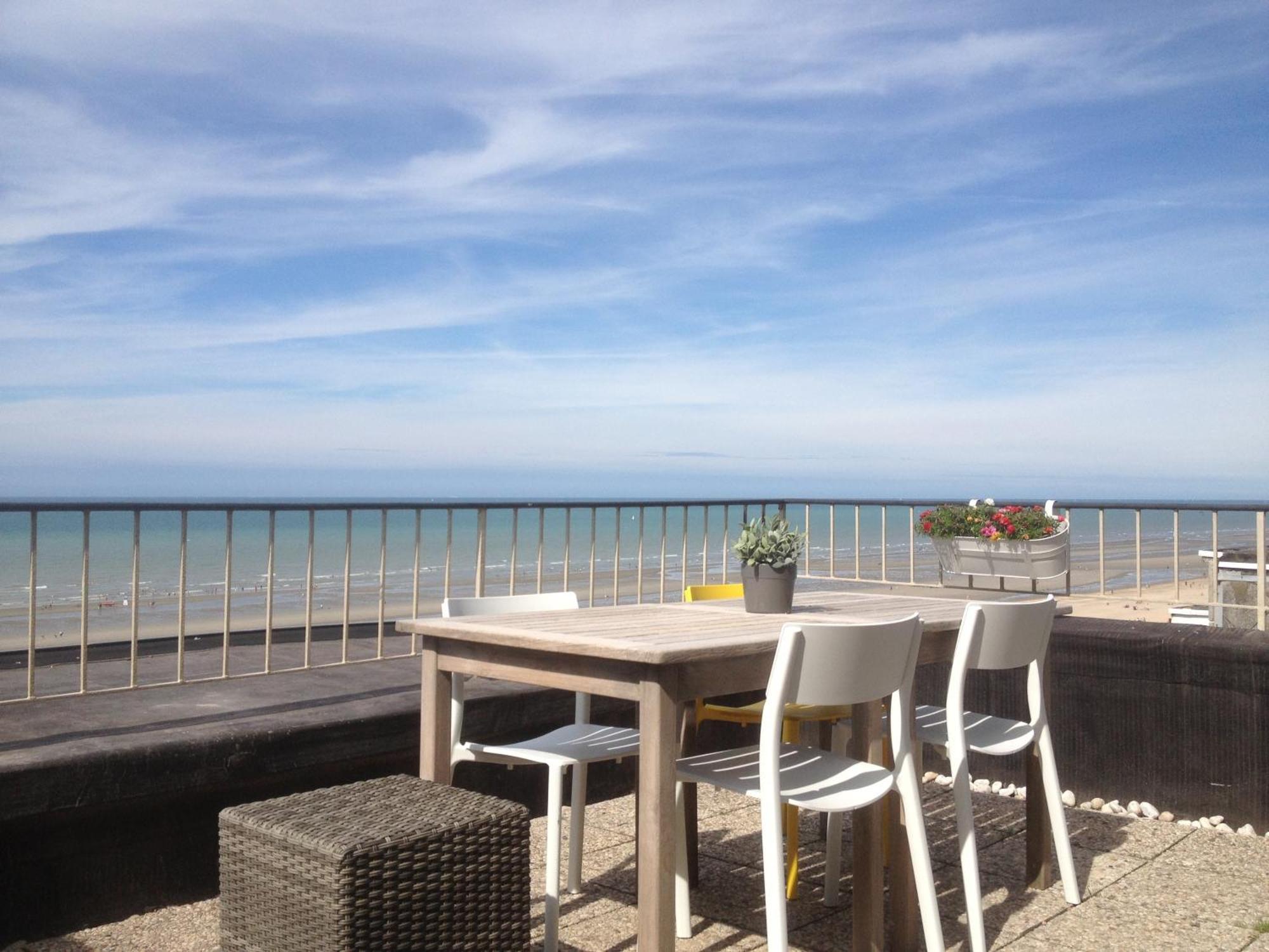 Appartement Zeedijk44 - Frontal Sea View Penthouse à La Panne Extérieur photo
