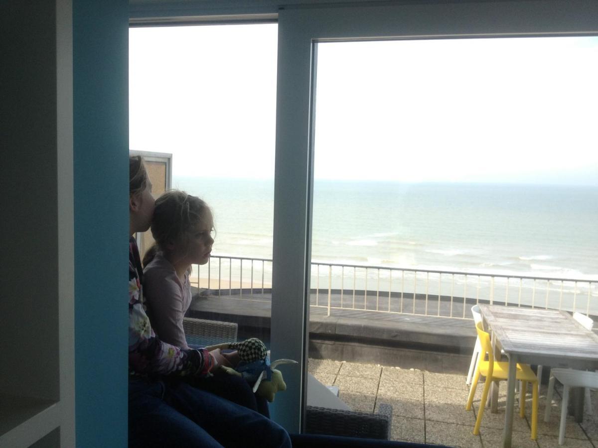 Appartement Zeedijk44 - Frontal Sea View Penthouse à La Panne Extérieur photo
